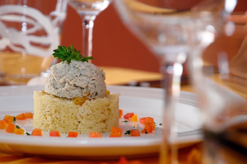 Leo'S Beach Hotel - Adults Only Brufut エクステリア 写真